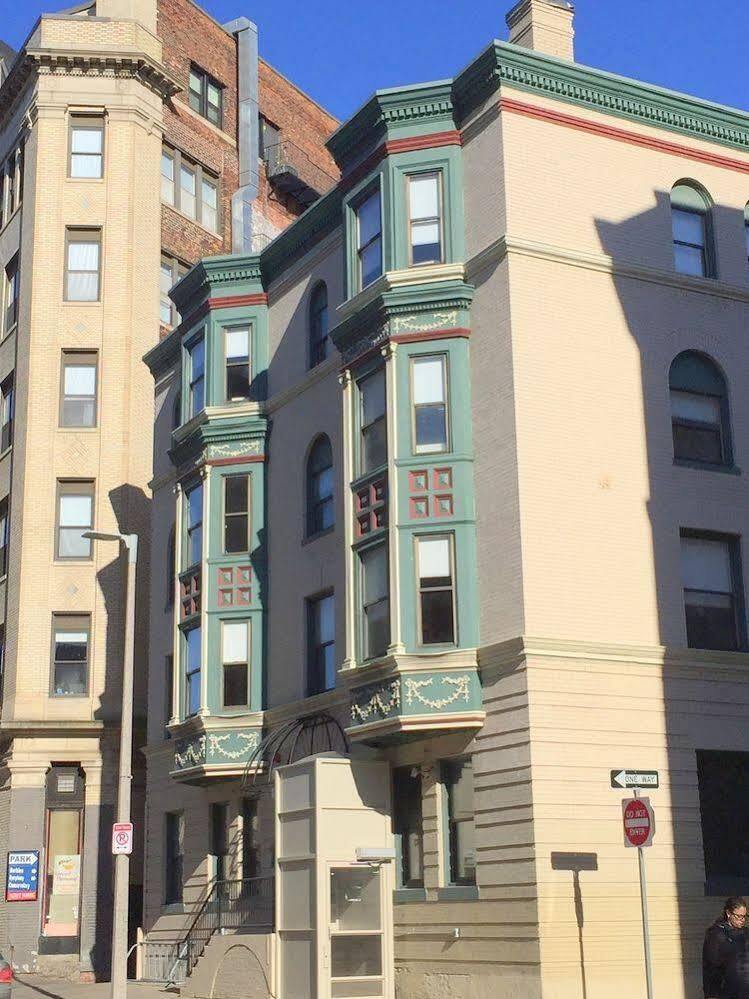 Boston Fenway Inn By Found Экстерьер фото